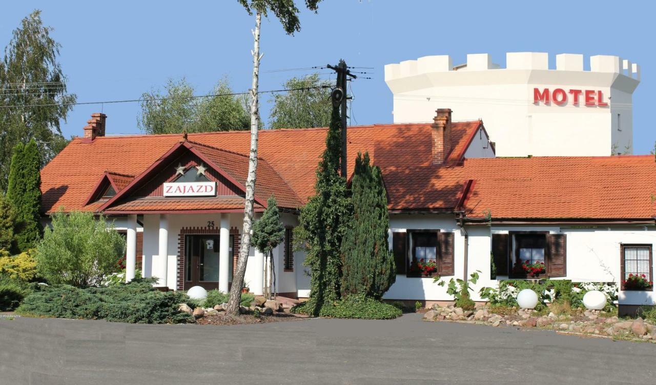 Naglowice Motel I Restauracja "Pod Baszta" المظهر الخارجي الصورة